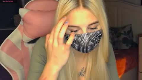 Snapshot of your___barbie chatting on 01/11/25, 12:22 Barbie online show from 01/11/25, 12:22