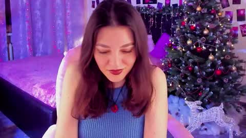 Roxanne online show from 12/03/25, 03:10