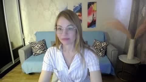 your_crush_12 online show from 11/21/25, 08:46