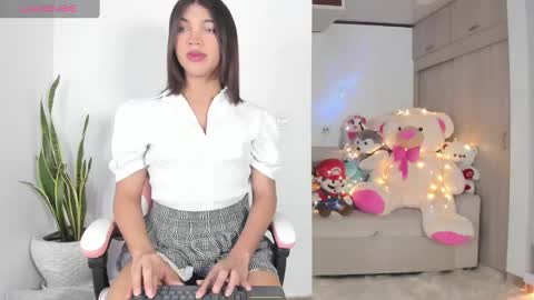 Eliza online show from 09/11/25, 10:54