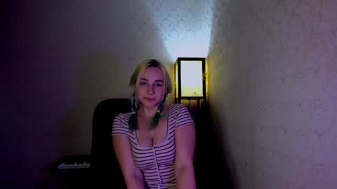 Cora online show from 12/05/24, 04:34