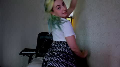 Cora online show from 12/18/24, 06:43