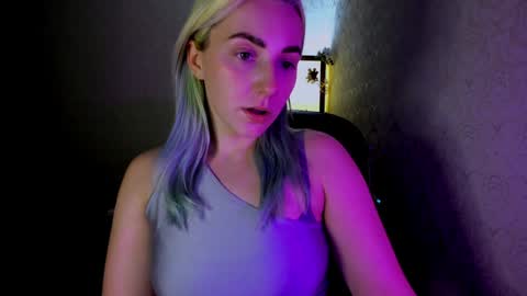 Cora online show from 12/19/24, 03:52