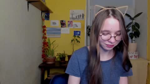 Leslie online show from 12/28/24, 04:09