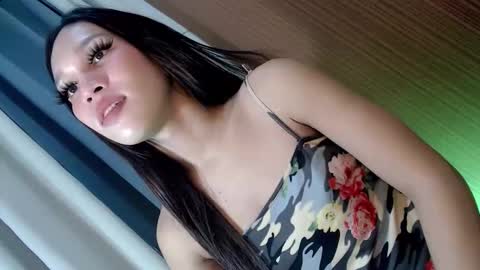 Snapshot of your_luckygirl88 chatting on 11/06/25, 01:50 your_luckygirl88 online show from 11/06/25, 01:50