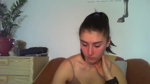 Snapshot of your_mouse23 chatting on 02/13/25, 11:28 Andrea Your sweet farmer girl online show from 02/13/25, 11:28