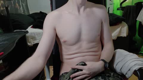 Snapshot of your_secret_johnny chatting on 01/08/25, 08:50 Ben Dover online show from 01/08/25, 08:50