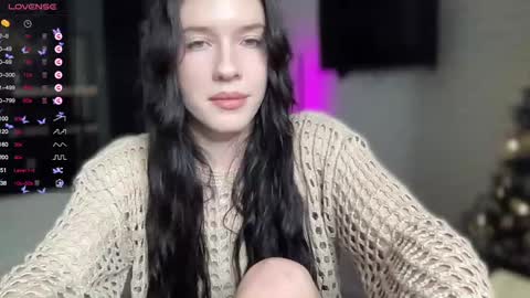 Mia  online show from 01/31/25, 02:28