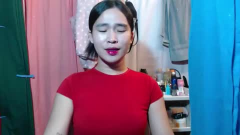 your_twinkletoes18 online show from 10/25/25, 08:14