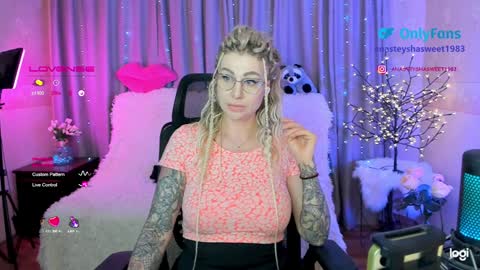 Snapshot of your_wild_amazon_forever chatting on 01/15/25, 06:29 you can call baby Anna my goddess online show from 01/15/25, 06:29
