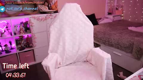 Lina Fansly    online show from 11/17/25, 08:03