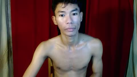 Snapshot of yourdreamboyx chatting on 12/03/24, 06:15 Rence online show from 12/03/24, 06:15