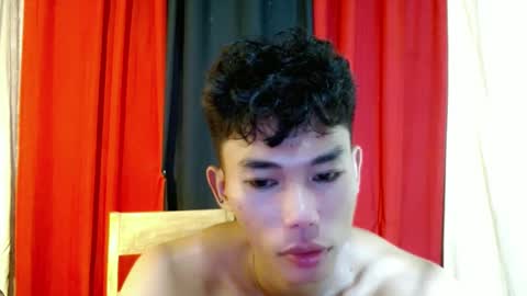 Snapshot of yourdreamboyx chatting on 01/30/25, 11:33 Rence online show from 01/30/25, 11:33