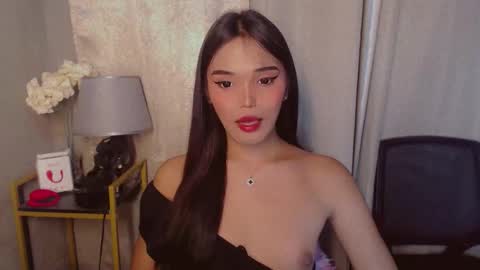 Sweet Ariana online show from 10/23/25, 04:01