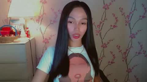 Snapshot of yourfavoratericcie chatting on 09/18/25, 02:35 RICCIE MAE online show from 09/18/25, 02:35