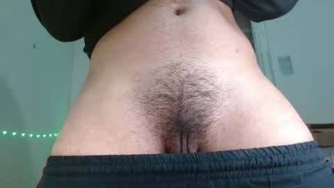 Snapshot of yourfavorite_bigclit chatting on 10/12/25, 02:05 yourfavorite_bigclit online show from 10/12/25, 02:05