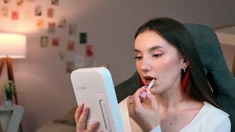 Snapshot of yourfrenchteacher chatting on 10/14/25, 09:37 Chloe online show from 10/14/25, 09:37