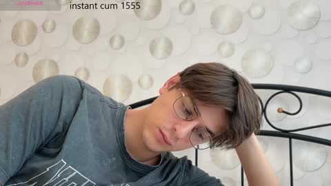 Snapshot of yourhotchristian chatting on 01/24/25, 09:17 Chris online show from 01/24/25, 09:17