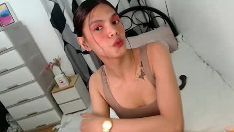 Snapshot of yourhotpatricia69 chatting on 09/22/25, 01:24 patty online show from 09/22/25, 01:24