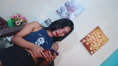 Mauie  online show from 01/23/25, 05:31