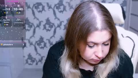 Snapshot of yourkarma_2_0 chatting on 11/26/25, 03:46 Karma online show from 11/26/25, 03:46