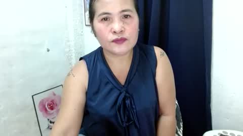 Regine online show from 10/31/25, 04:02