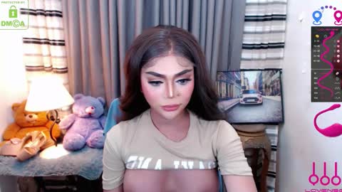 CHARLOTTE online show from 11/12/25, 07:03