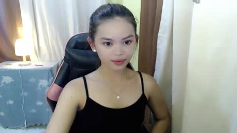 Snapshot of yourlovelytranspinay chatting on 01/20/25, 02:32 your lovely Dina online show from 01/20/25, 02:32