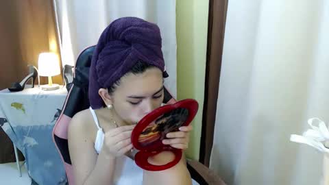 Snapshot of yourlovelytranspinay chatting on 09/17/25, 02:02 your lovely Dina online show from 09/17/25, 02:02