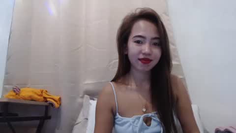 yourloving_maris online show from 10/04/25, 12:03
