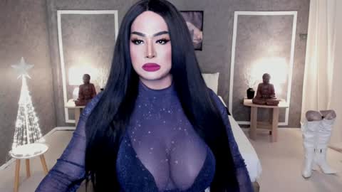 Snapshot of yourmassivecockcummer chatting on 12/19/24, 02:13 Carla online show from 12/19/24, 02:13