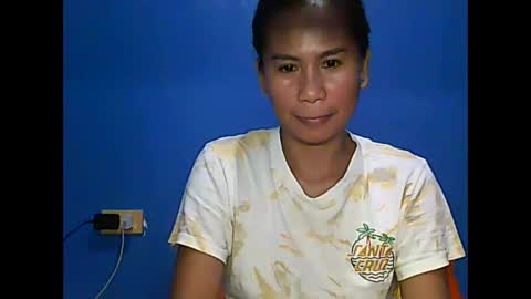 Snapshot of yourmorenagirl69 chatting on 09/15/25, 07:19 yourmorenagirl69 online show from 09/15/25, 07:19