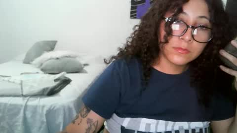 Snapshot of yourownerserena chatting on 02/04/25, 03:54 Serena online show from 02/04/25, 03:54