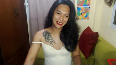 Snapshot of yourpinoy chatting on 01/15/25, 11:43 Iring online show from 01/15/25, 11:43