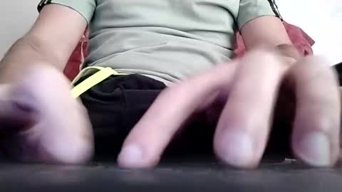 Mark online show from 10/20/25, 02:39