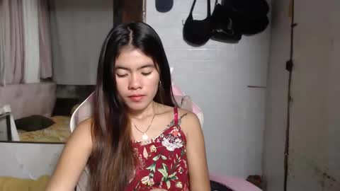 Snapshot of yoursweet_asian20 chatting on 12/18/24, 01:15 Maddie online show from 12/18/24, 01:15