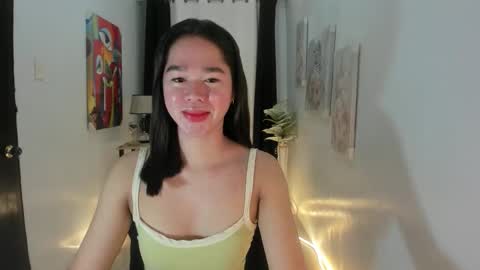 Snapshot of yourtinybunny chatting on 09/27/25, 11:04 yourtinybunny online show from 09/27/25, 11:04