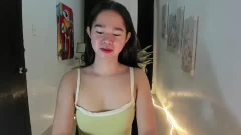 yourtinybunny online show from 10/25/25, 10:23