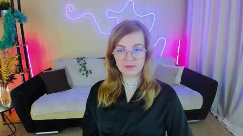 Alice online show from 10/10/25, 11:09