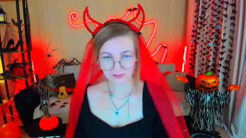 Alice online show from 10/28/25, 04:27