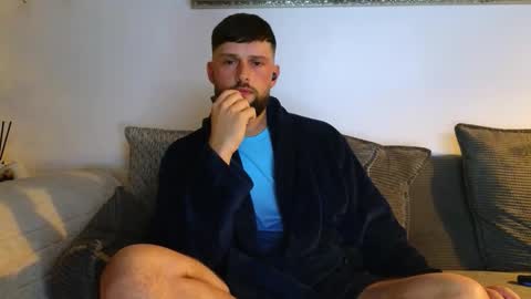 Snapshot of youzername2 chatting on 11/23/25, 03:17 youzername2 online show from 11/23/25, 03:17