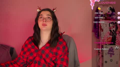 Ysabell online show from 12/12/24, 12:01