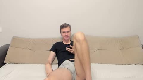 Yue Lang and Samm online show from 10/10/25, 06:07