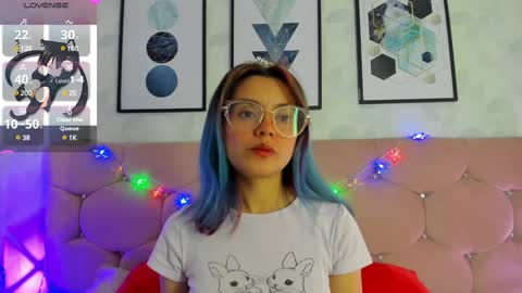 Snapshot of yukki_kuran chatting on 01/17/25, 02:08 Yukki Kuran online show from 01/17/25, 02:08
