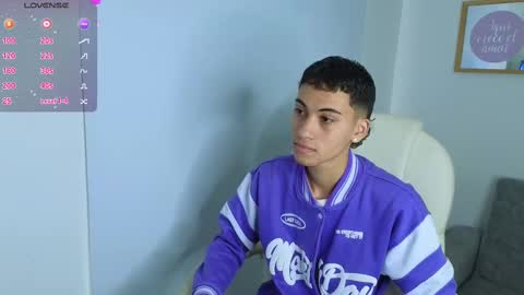 Snapshot of yulian_vasquez chatting on 09/16/25, 12:06 yulian_vasquez online show from 09/16/25, 12:06