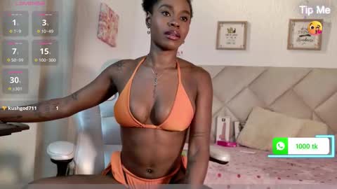 Yuliana online show from 10/11/25, 06:39