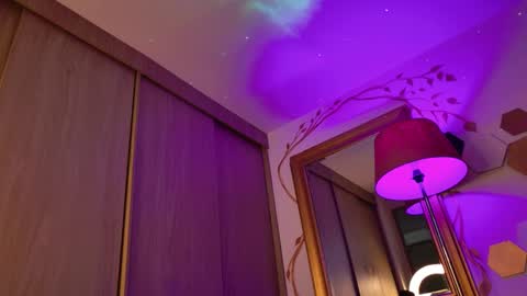 Snapshot of yulianpereira25 chatting on 02/17/25, 09:13 yulian 2811 online show from 02/17/25, 09:13