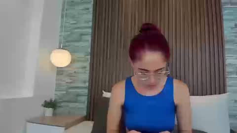 yulievans online show from 09/10/25, 01:00