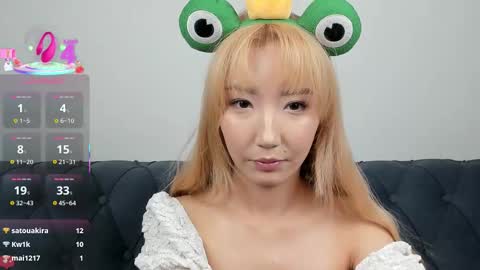 Snapshot of yume_ko chatting on 09/15/25, 08:31 yume_ko online show from 09/15/25, 08:31