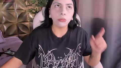 YUMEKO  online show from 10/20/25, 06:41